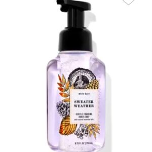 2 SWEATER WEATHER GENTLE FOAMING HAND SOAPS